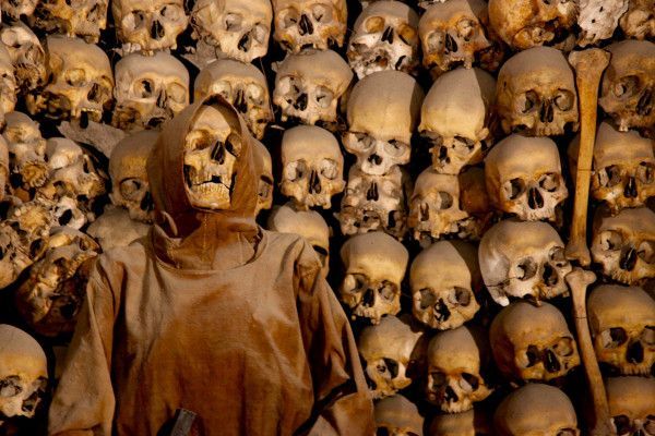 The Skeleton Drive: Rome’s Bone-Chilling Topolino Tour