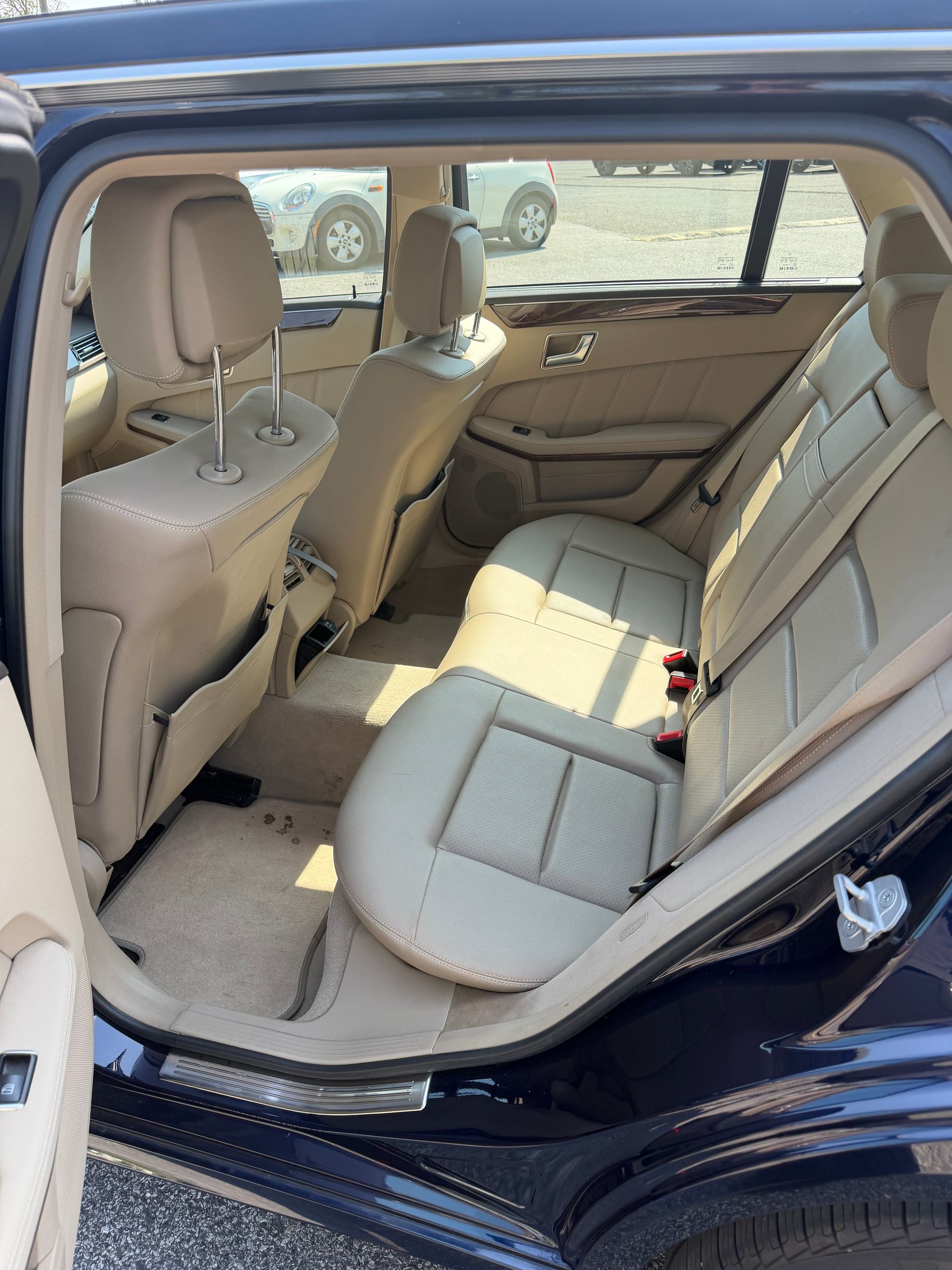 2013 Mercedes-Benz E-Class E350 Luxury 4MATIC's photo