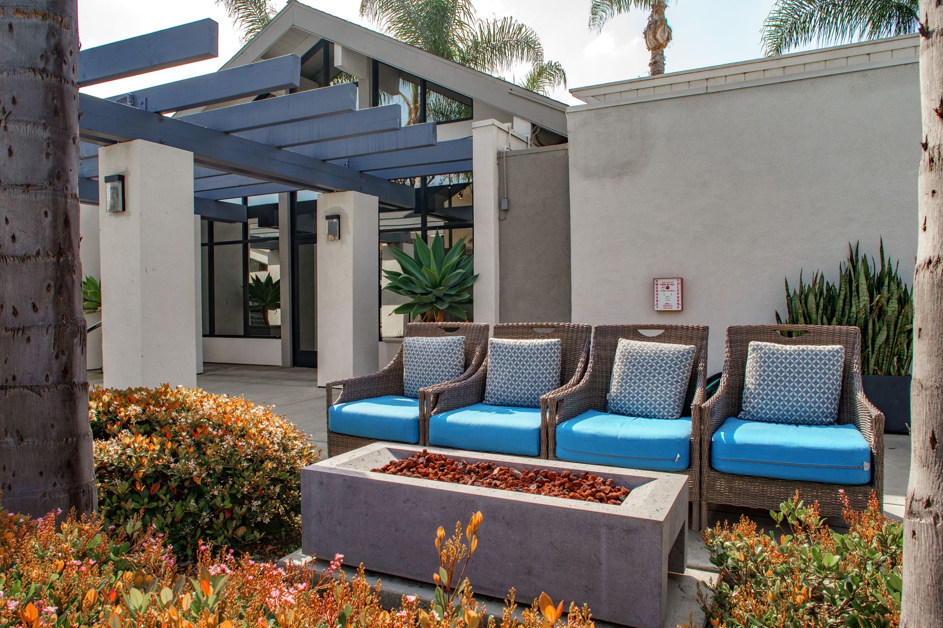 Gallery Surf House Apartments Huntington Beach, CA