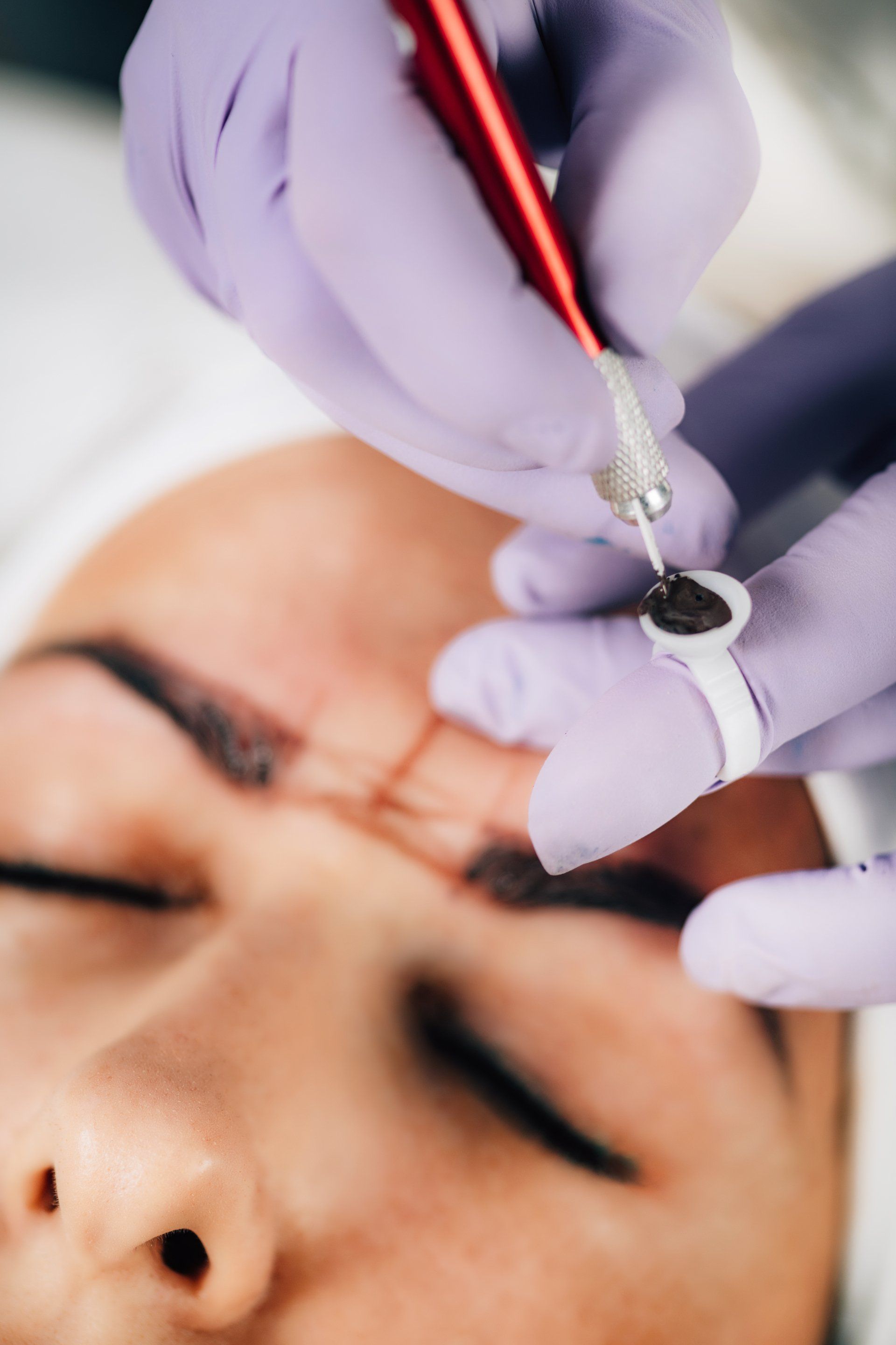 eyebrow correction with semi permanent pigment ink