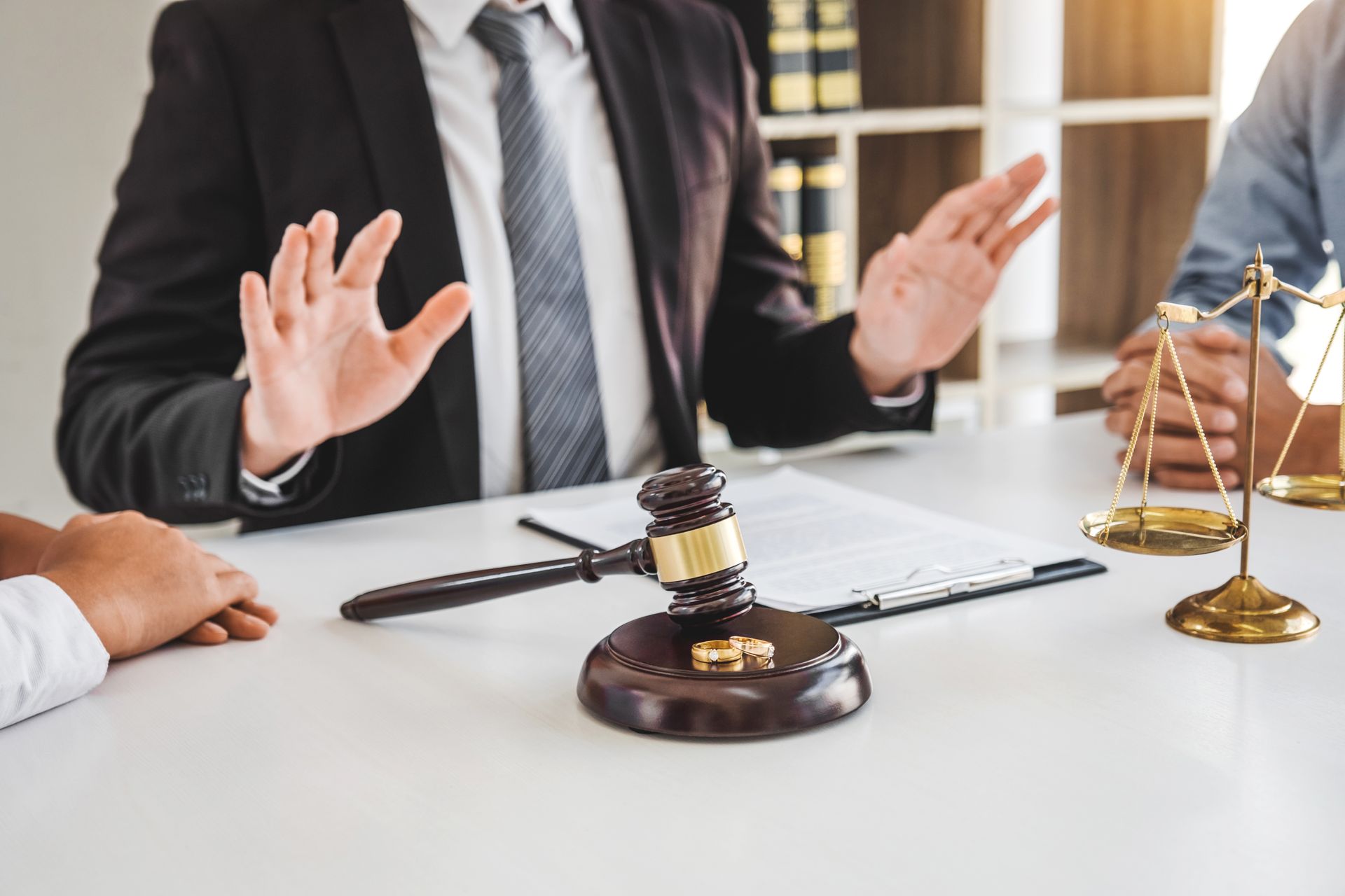 lawyer counselor and signing of divorce contract.