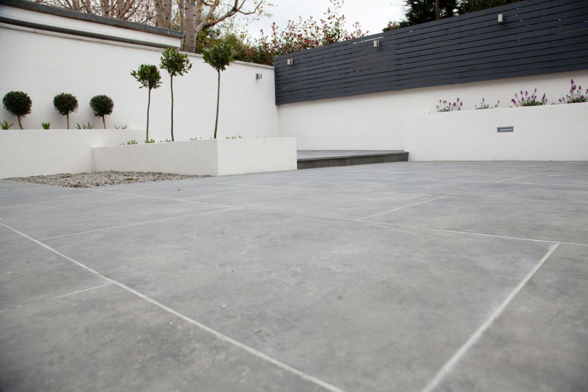 beautiful granite natural stone patio in ascot