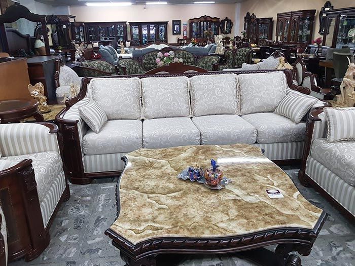 Muebles Finos D'Omaña