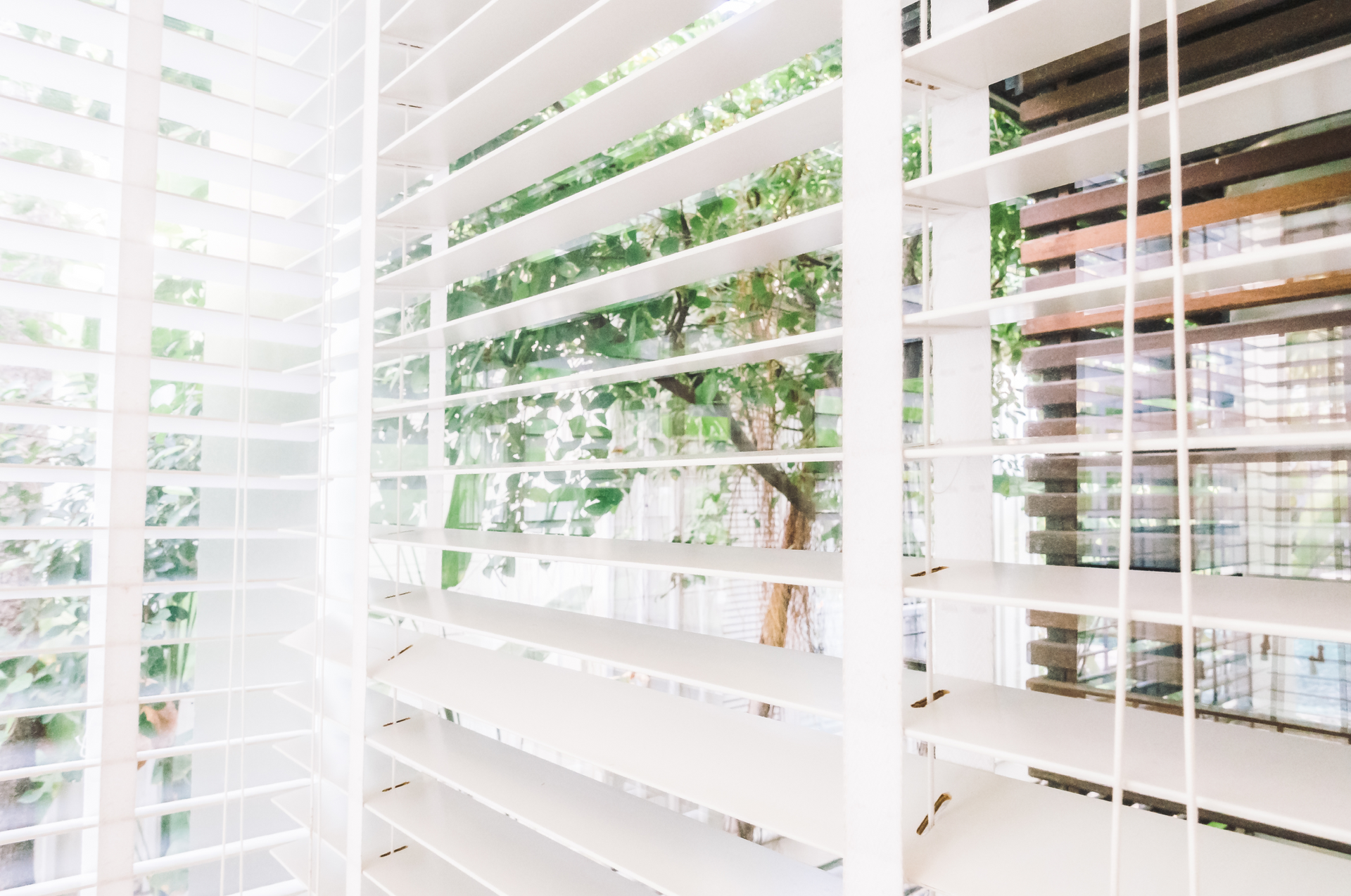 BLINDS INSTALLATION