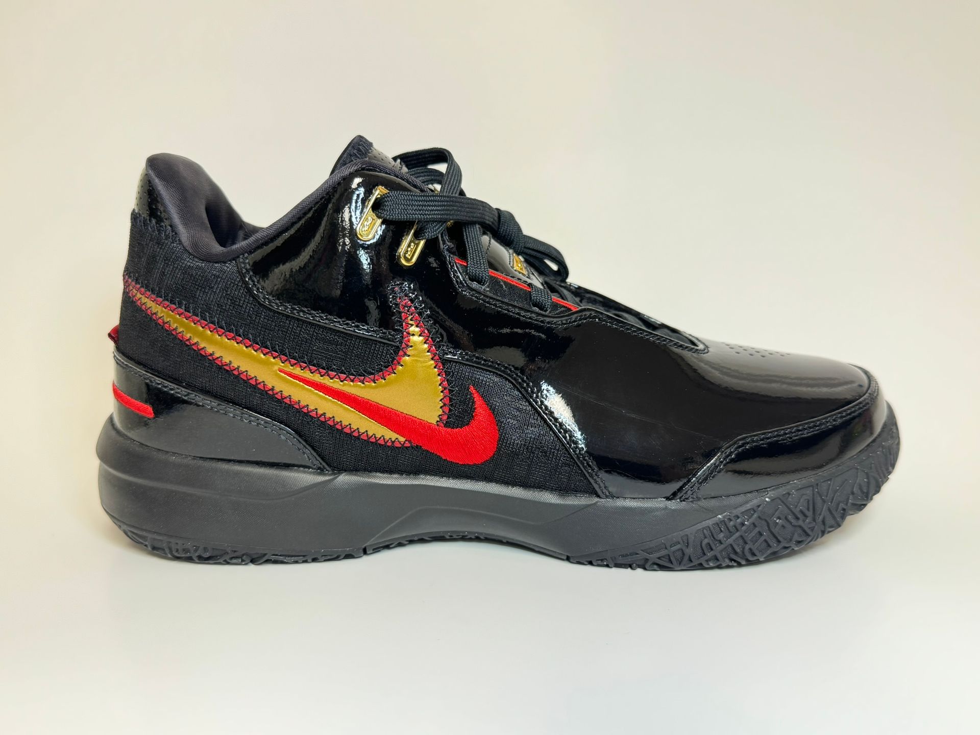 Nike Zoom LeBron NXXT Gen AMPD - Black/Metallic Gold