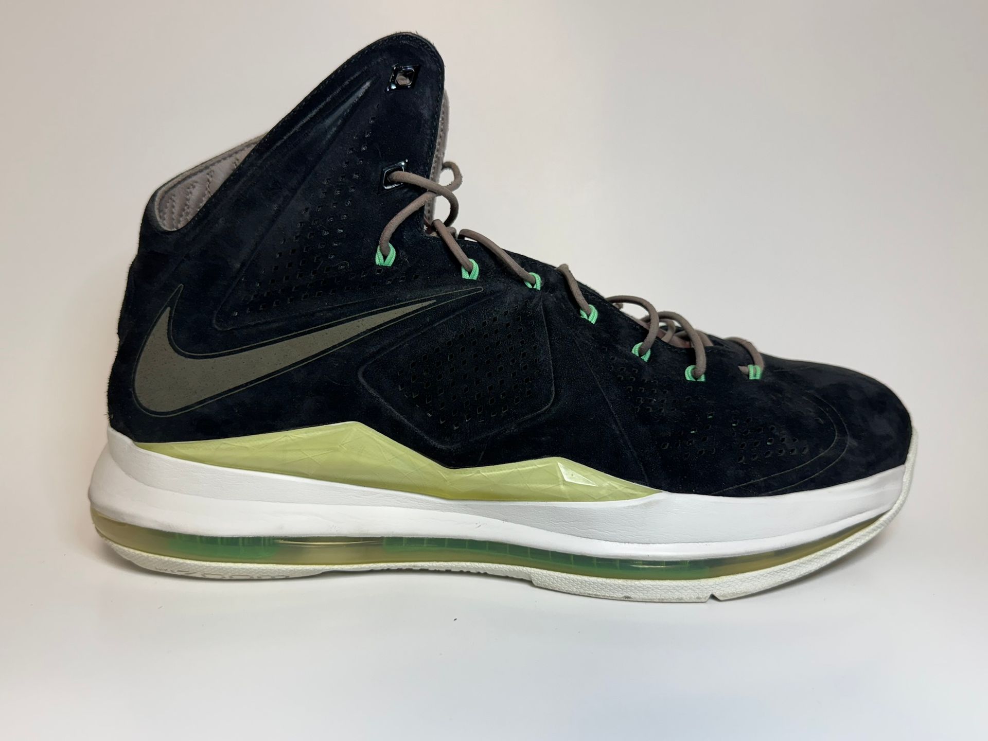 Nike LeBron 10 EXT QS - Black Suede
