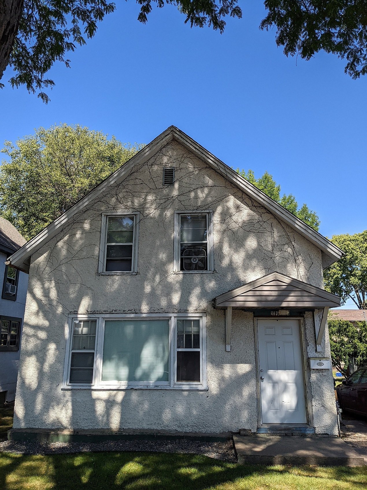 View Student Housing & Rentals La Crosse, WI Benson