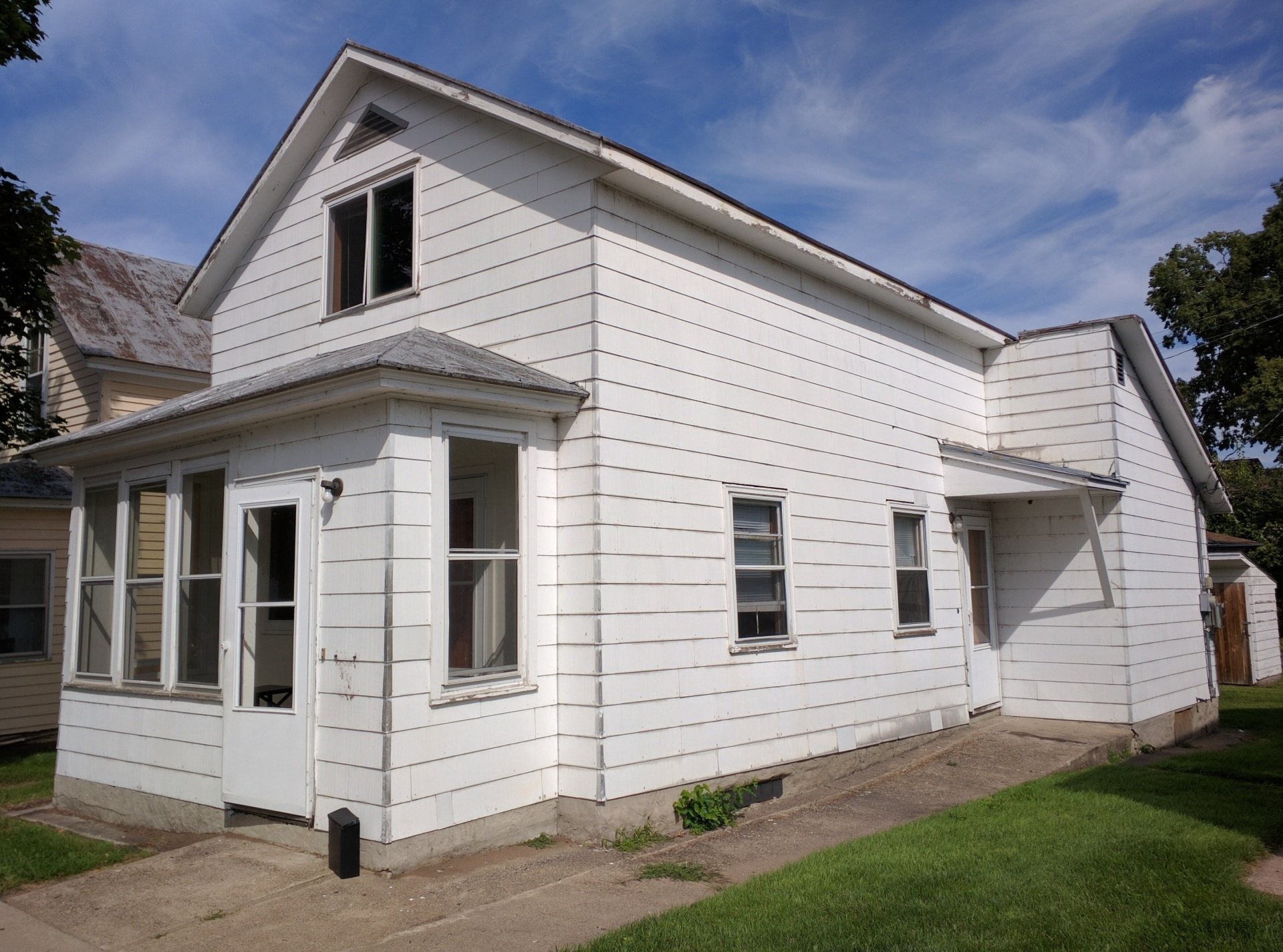 View Student Housing & Rentals La Crosse, WI Benson