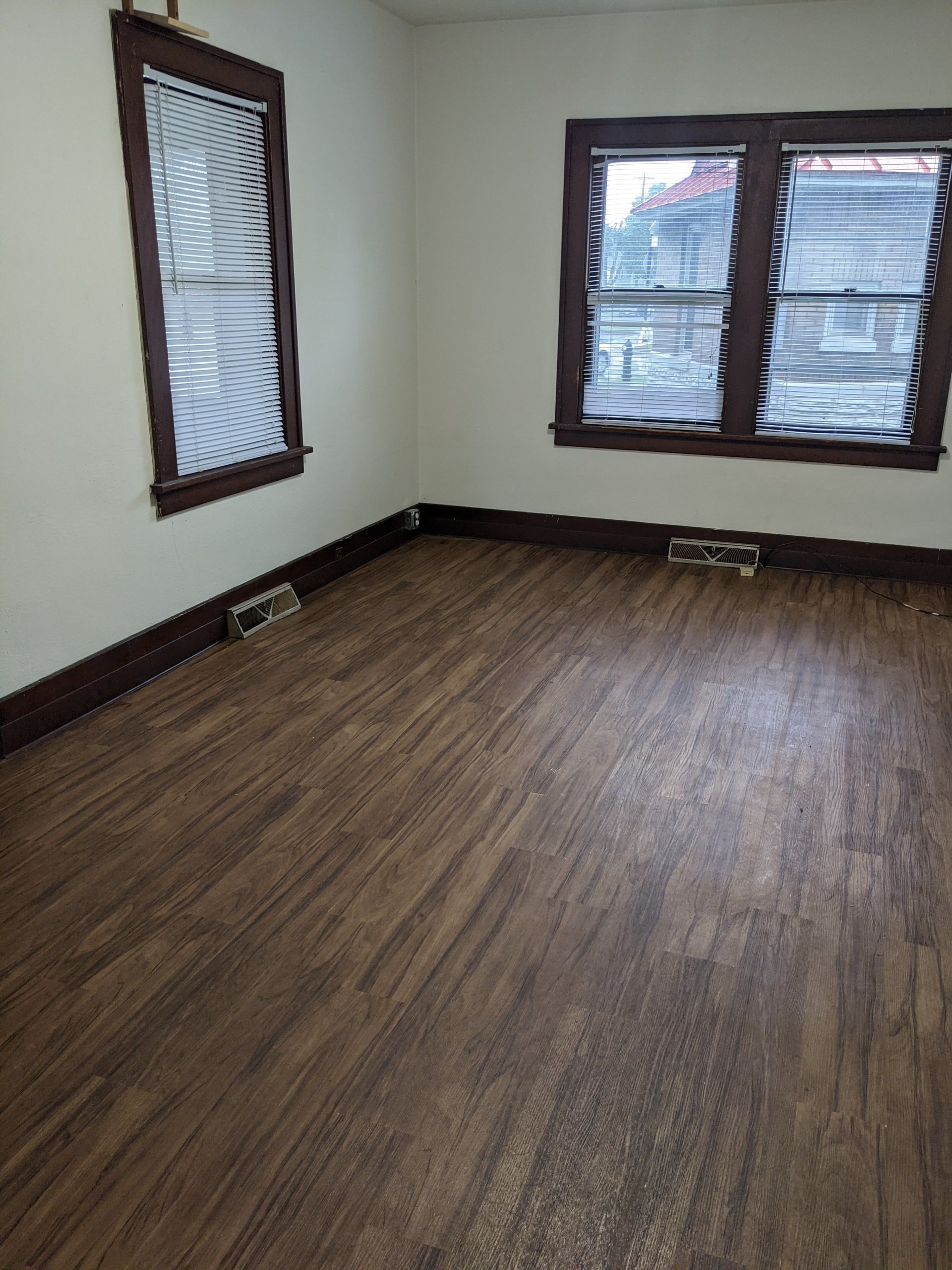 Five Bedroom Student Housing & Rentals La Crosse, WI