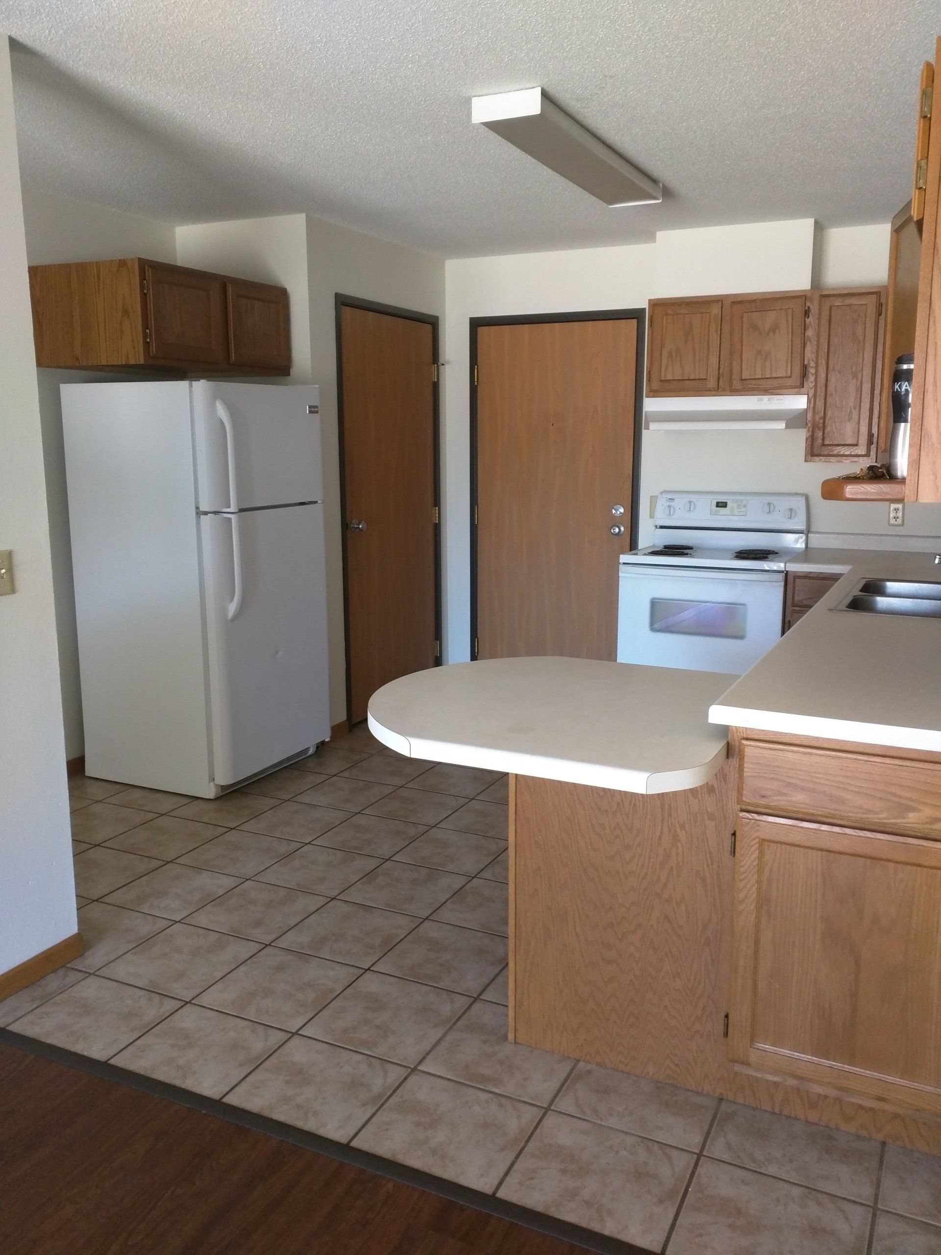 1122 Vine