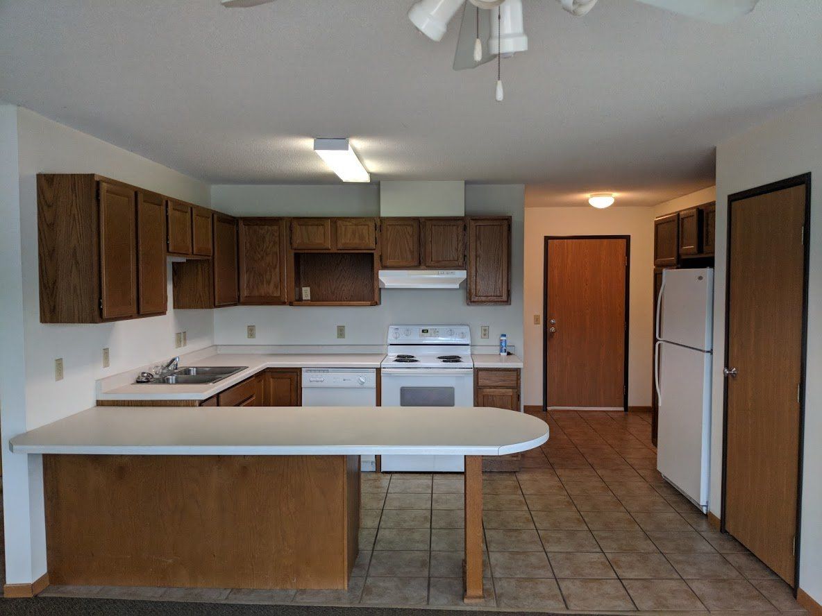 1122 Vine