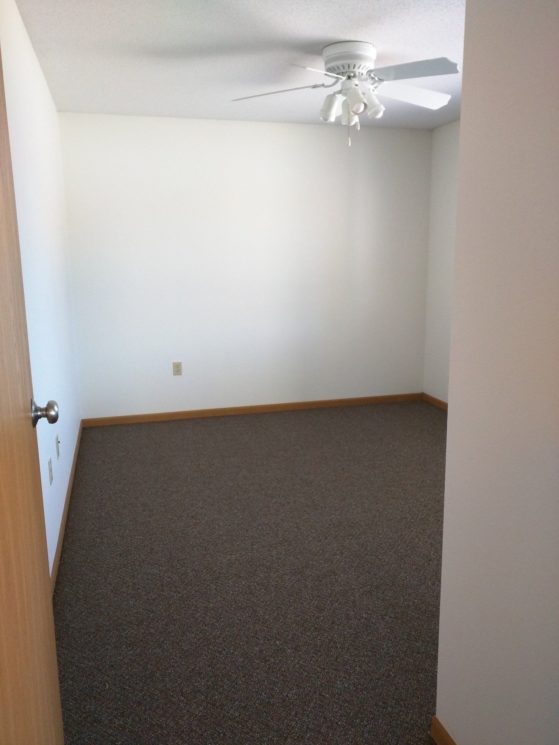1122 Vine