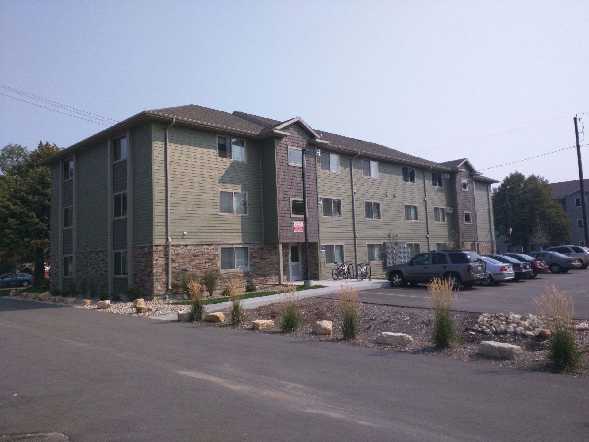 1228 Pine St.