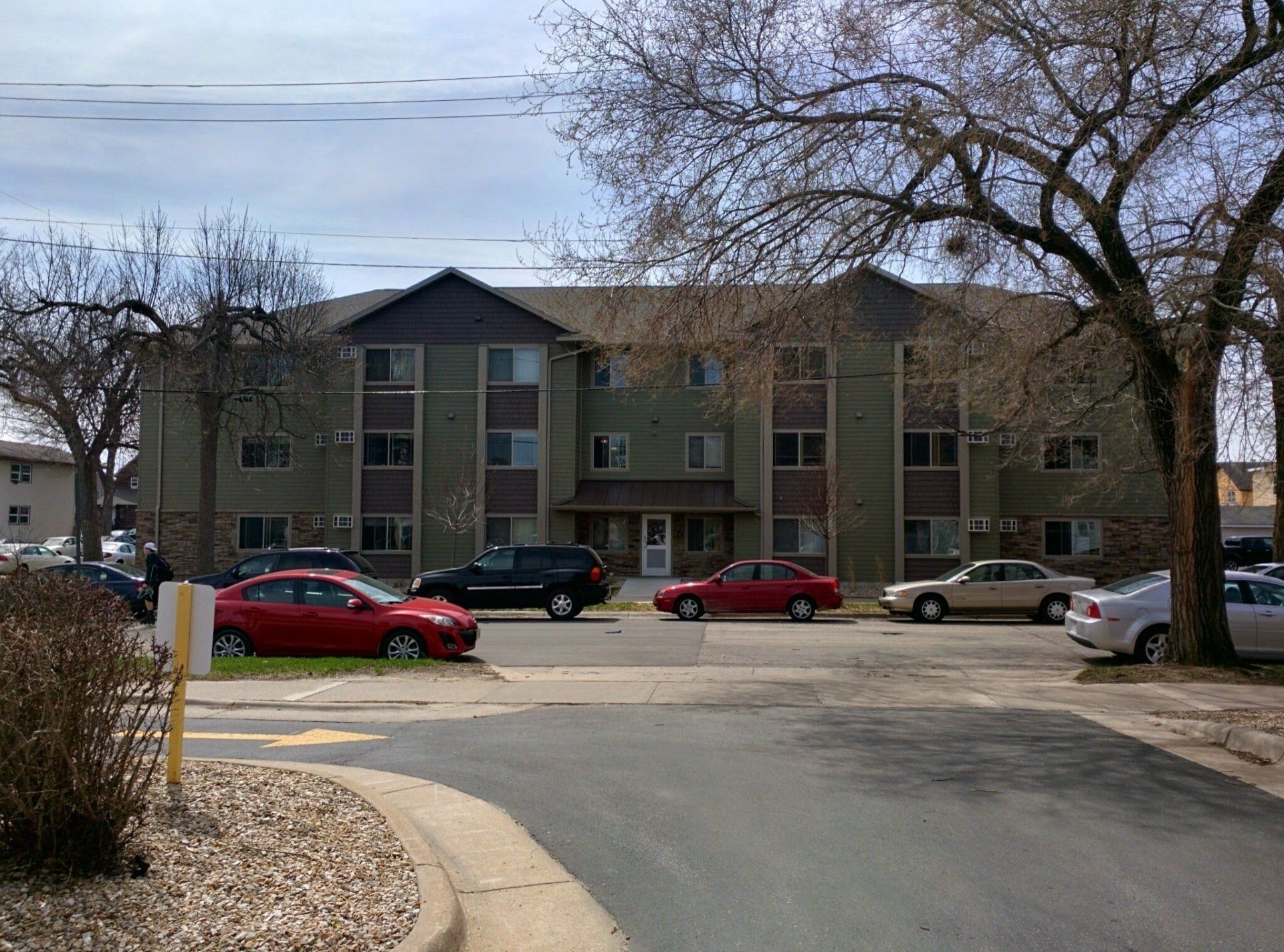 1228 Pine St.