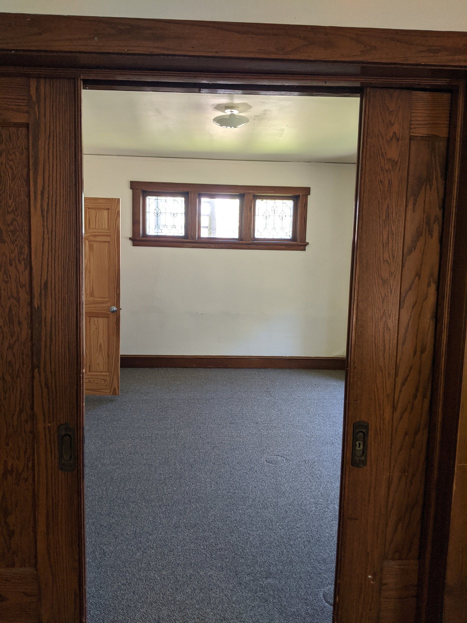 1615 Main St
