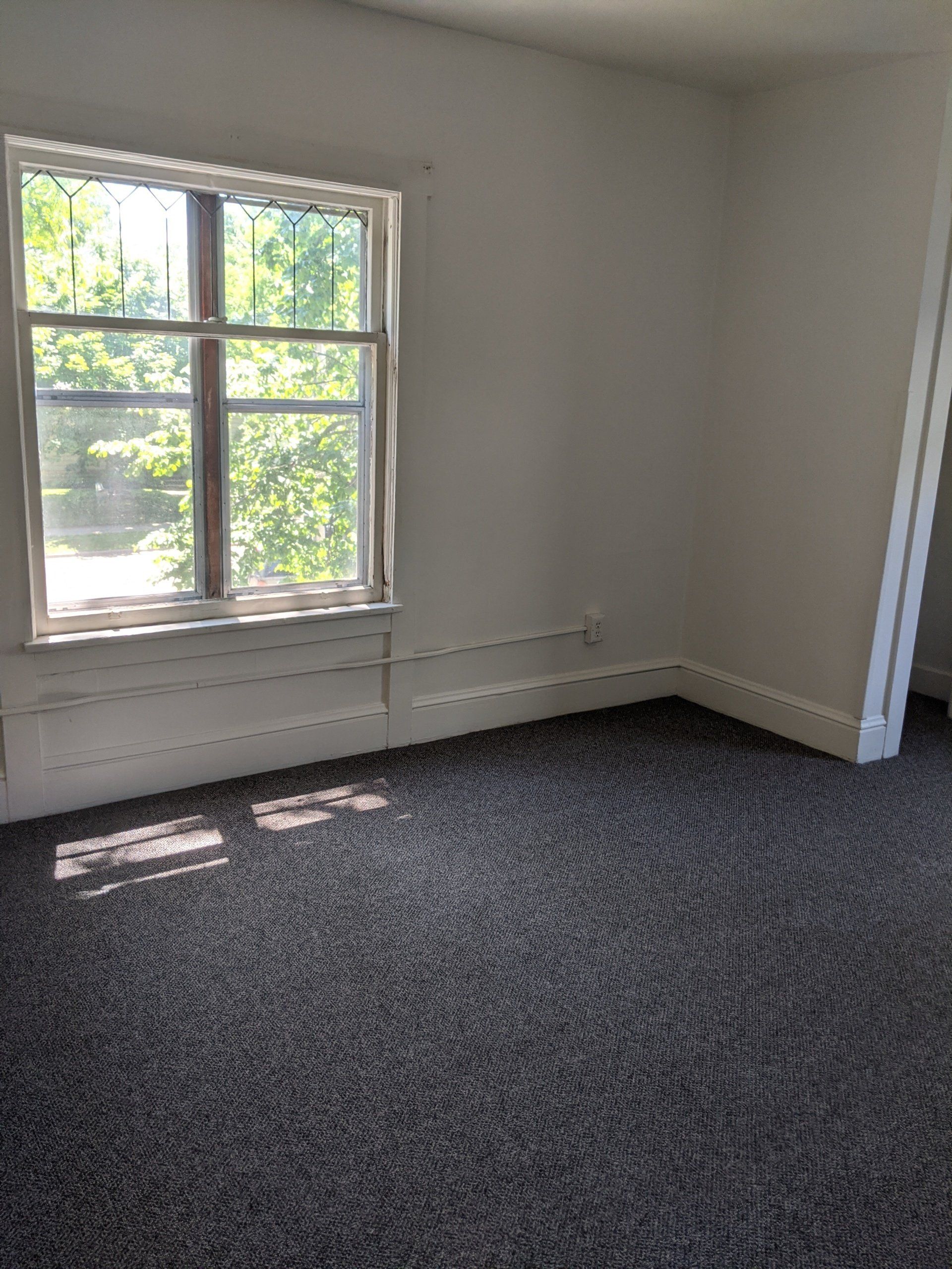 1615 Main St