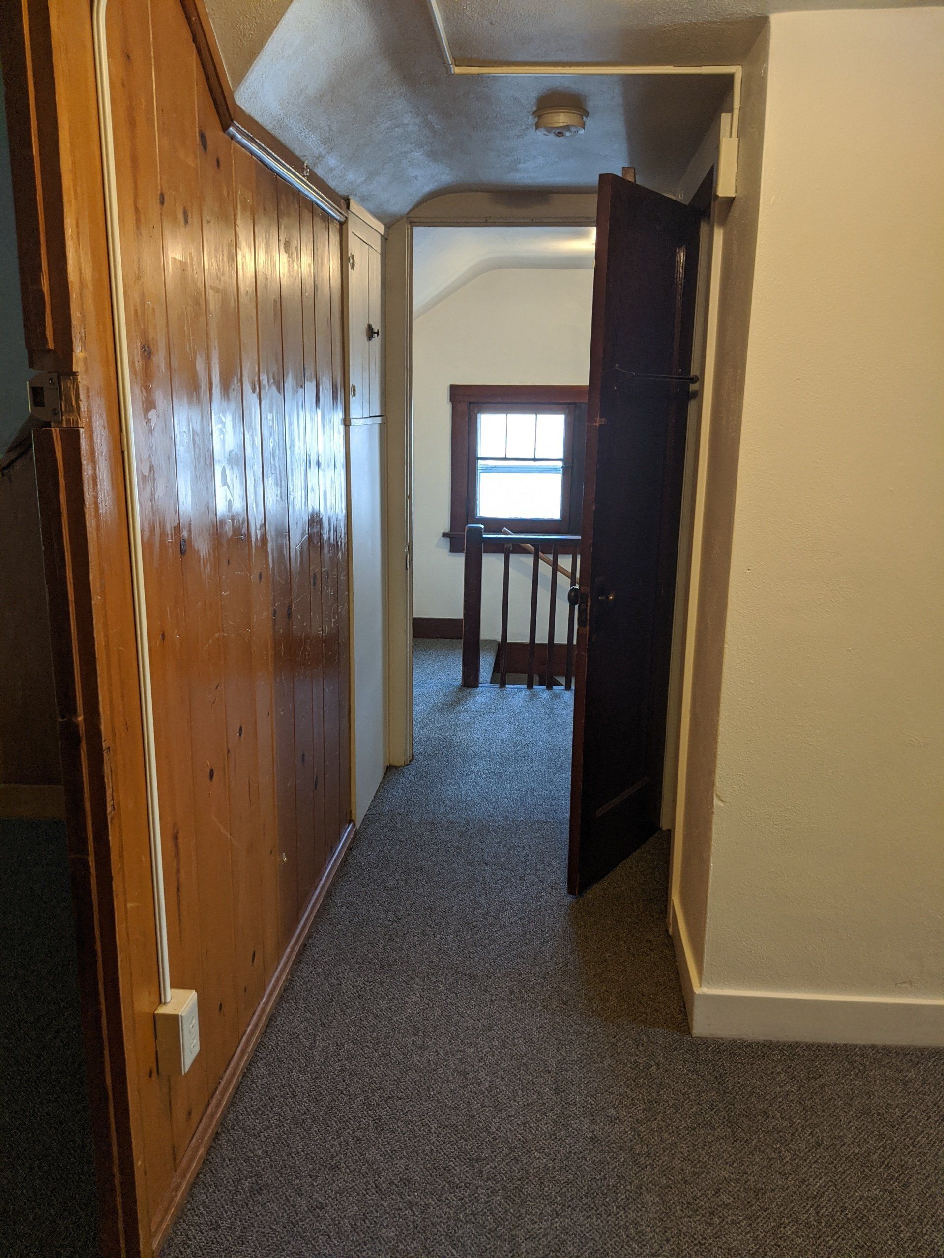 1615 Main St