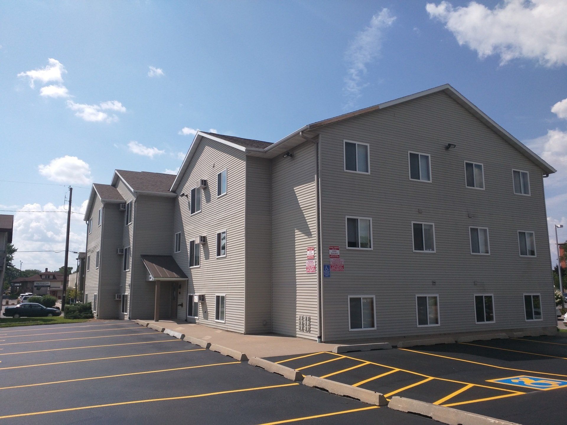 1300 Pine St.