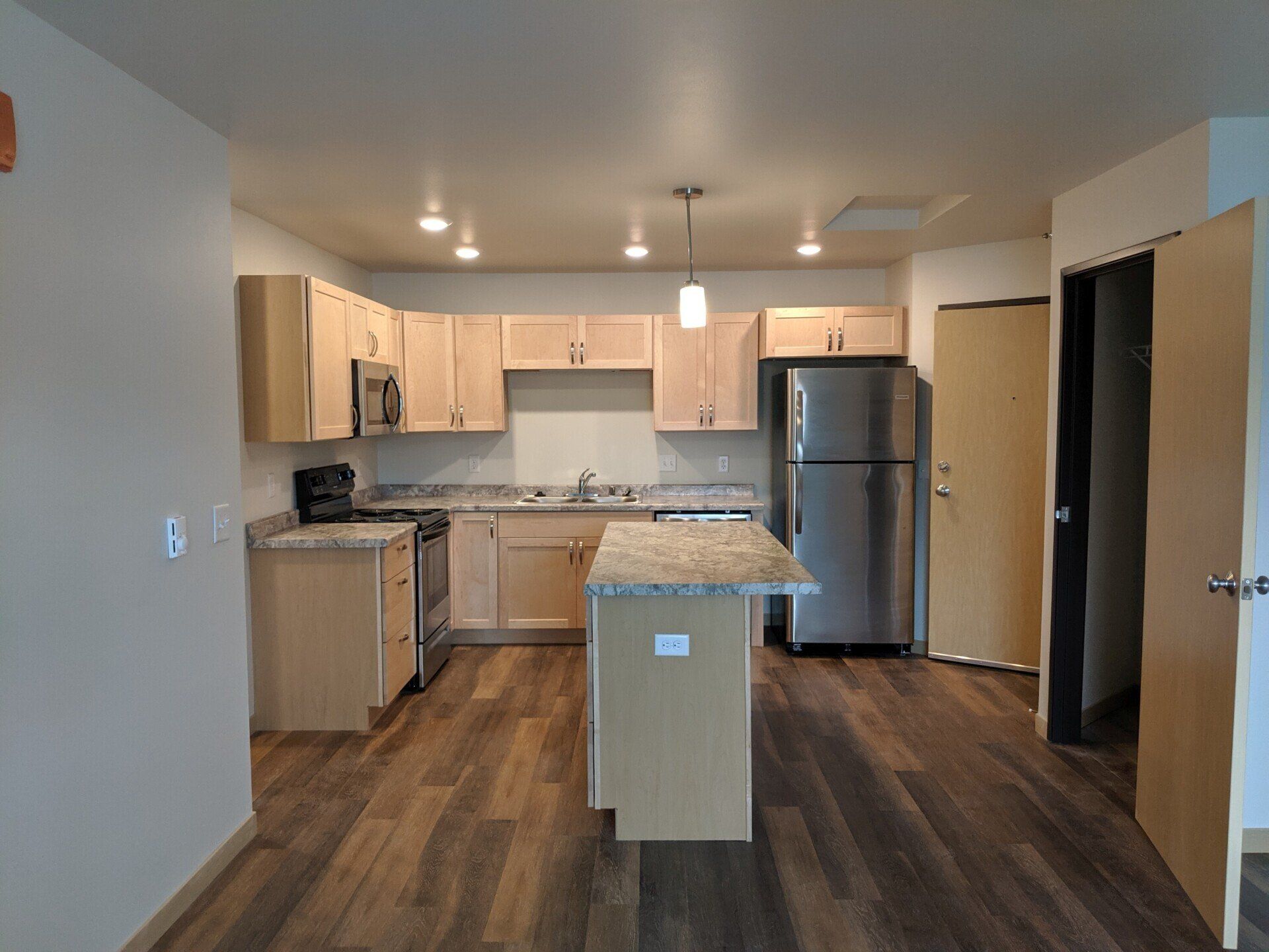 312 West Ave N