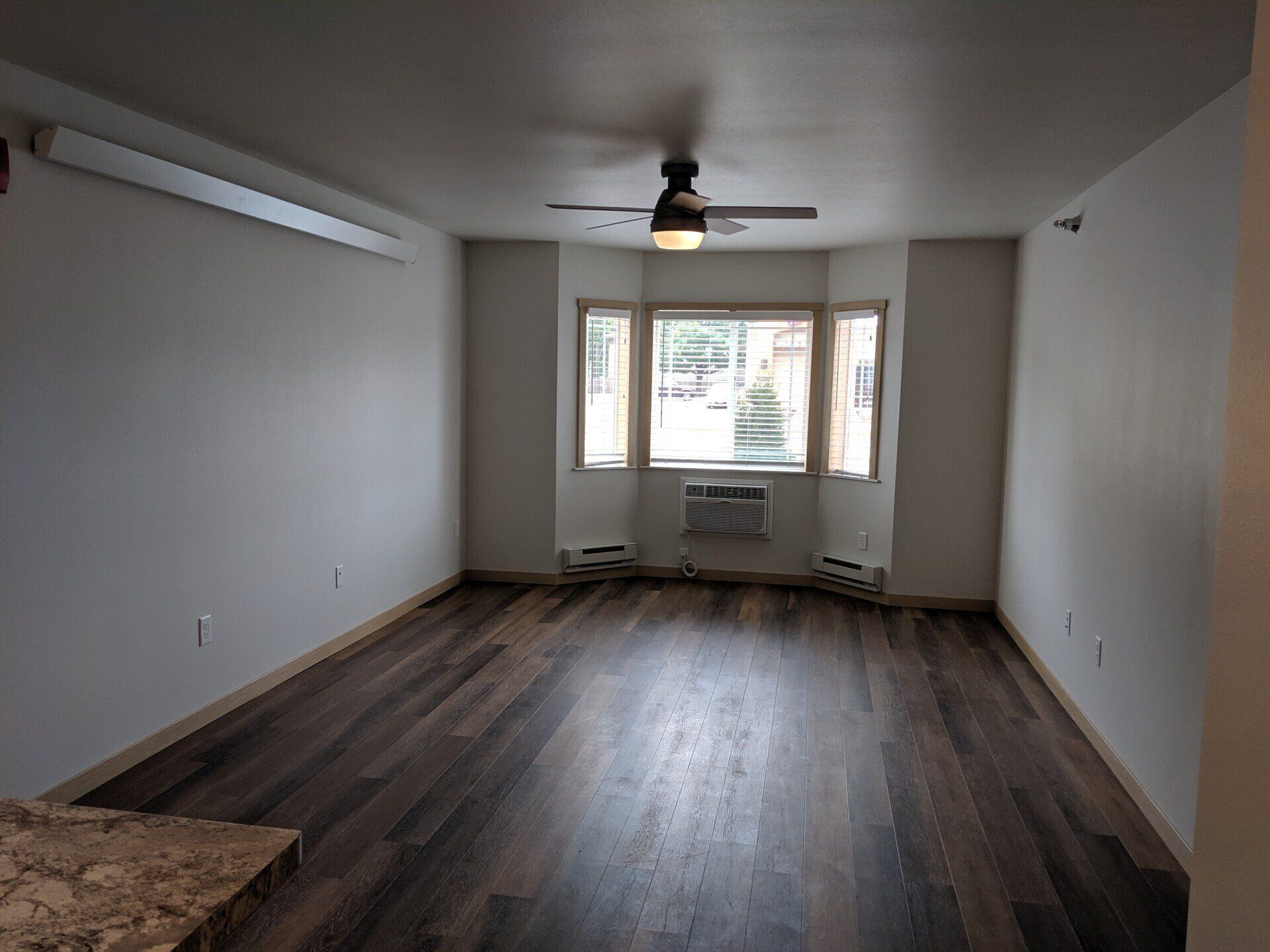 312 West Ave N