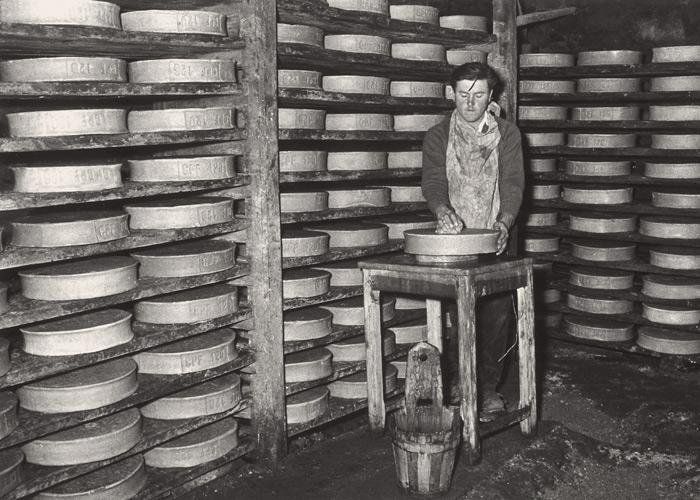Photo historique fontina