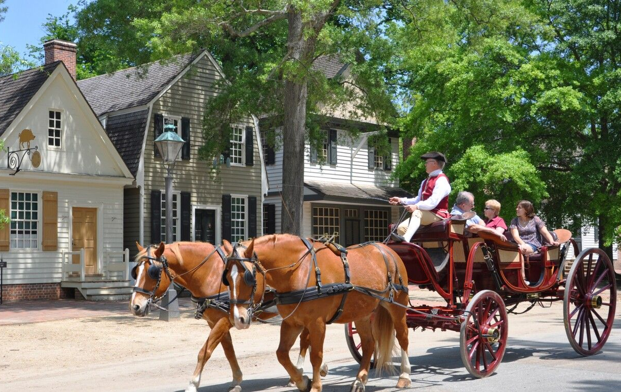 colonial williamsburg horse and carriage