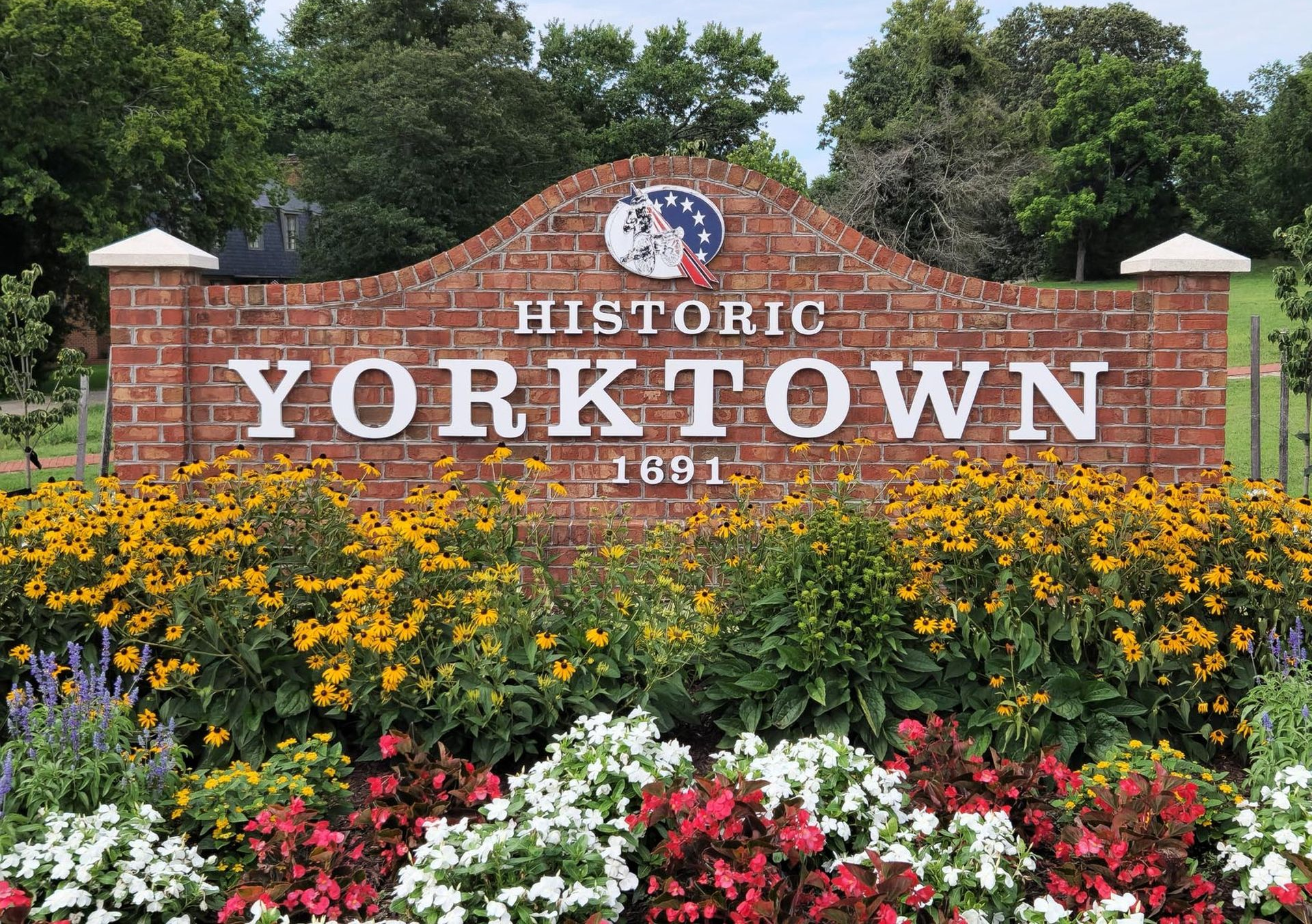 historic yorktown va sign