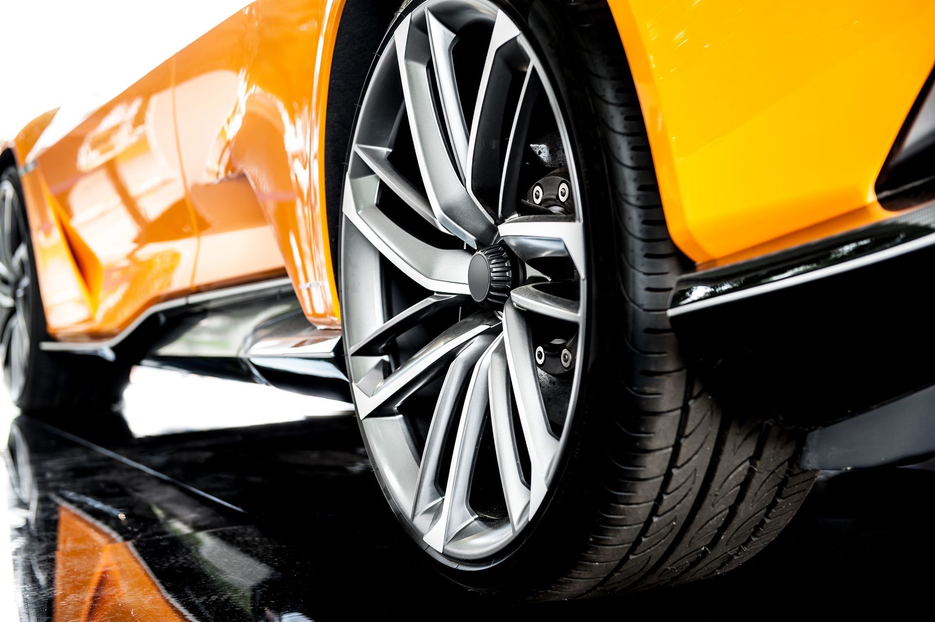Tire & Wheels at Roland Tire INC in Jasper, GA
