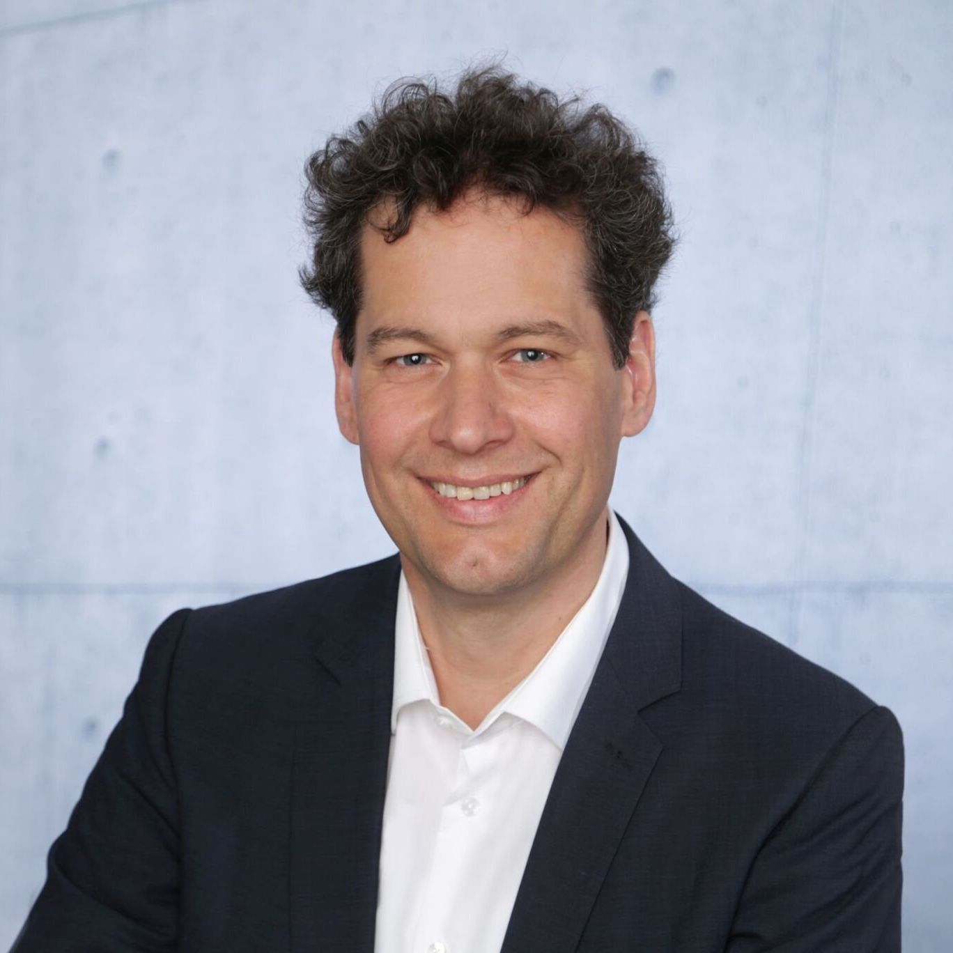 Dr. Andreas Amberg