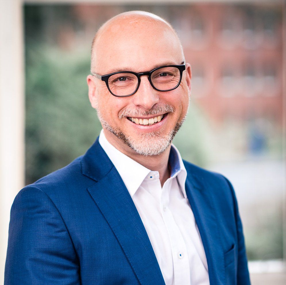 Prof. Dr. Carsten Suntrop