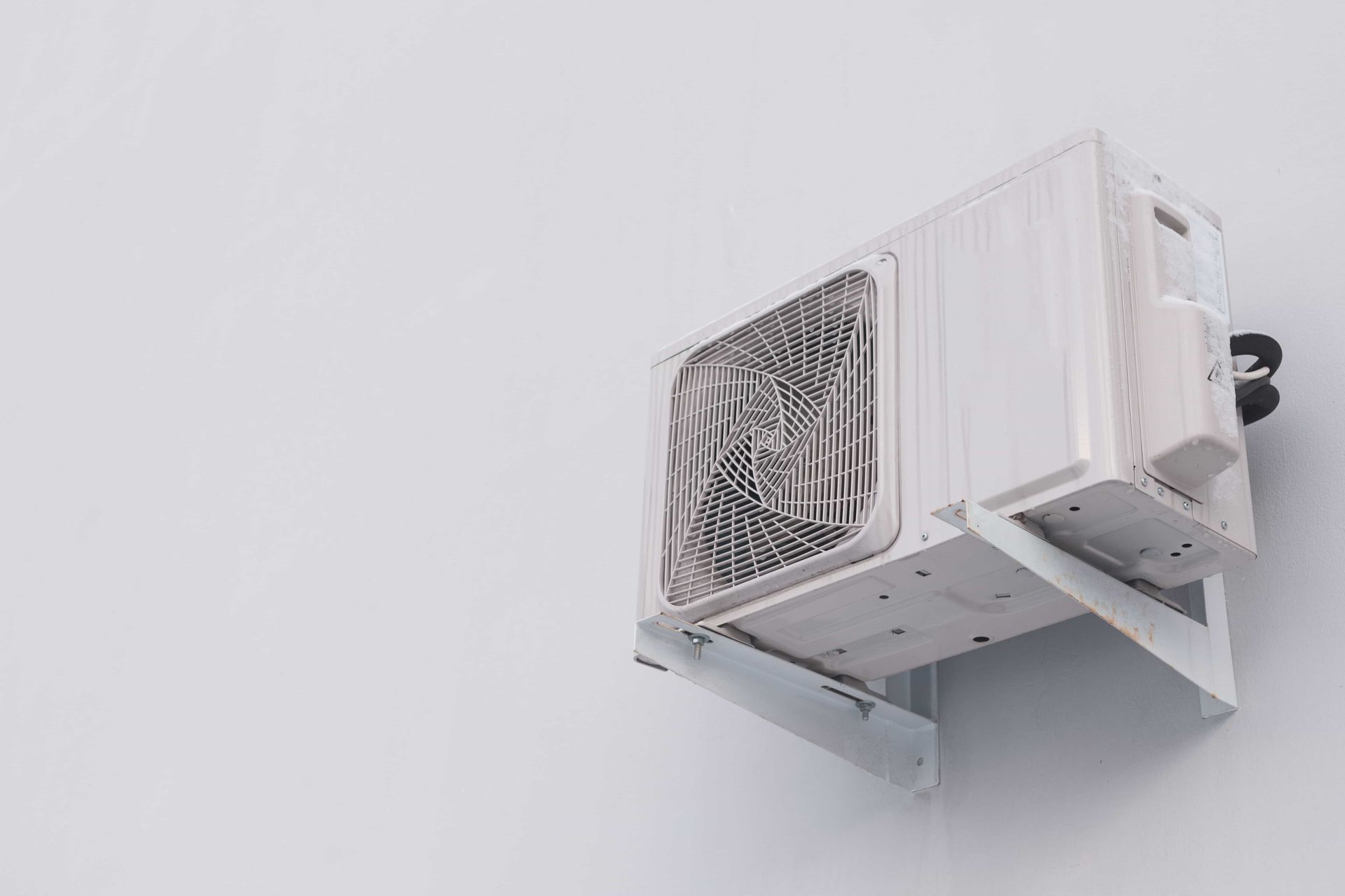 On wall heating appliance