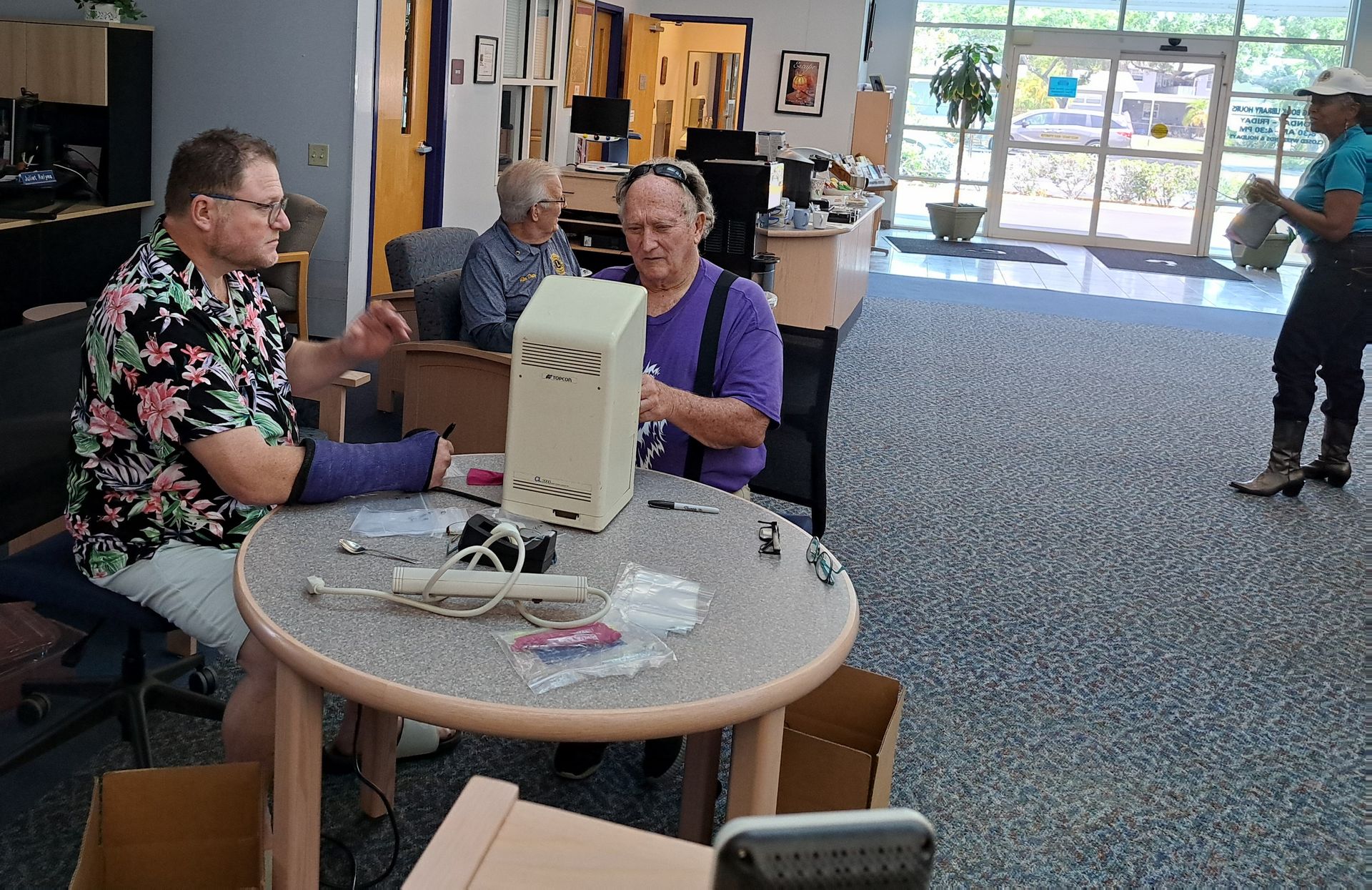 Lensometer Training Volunteer Opportunities | Clearwater Lions Club
