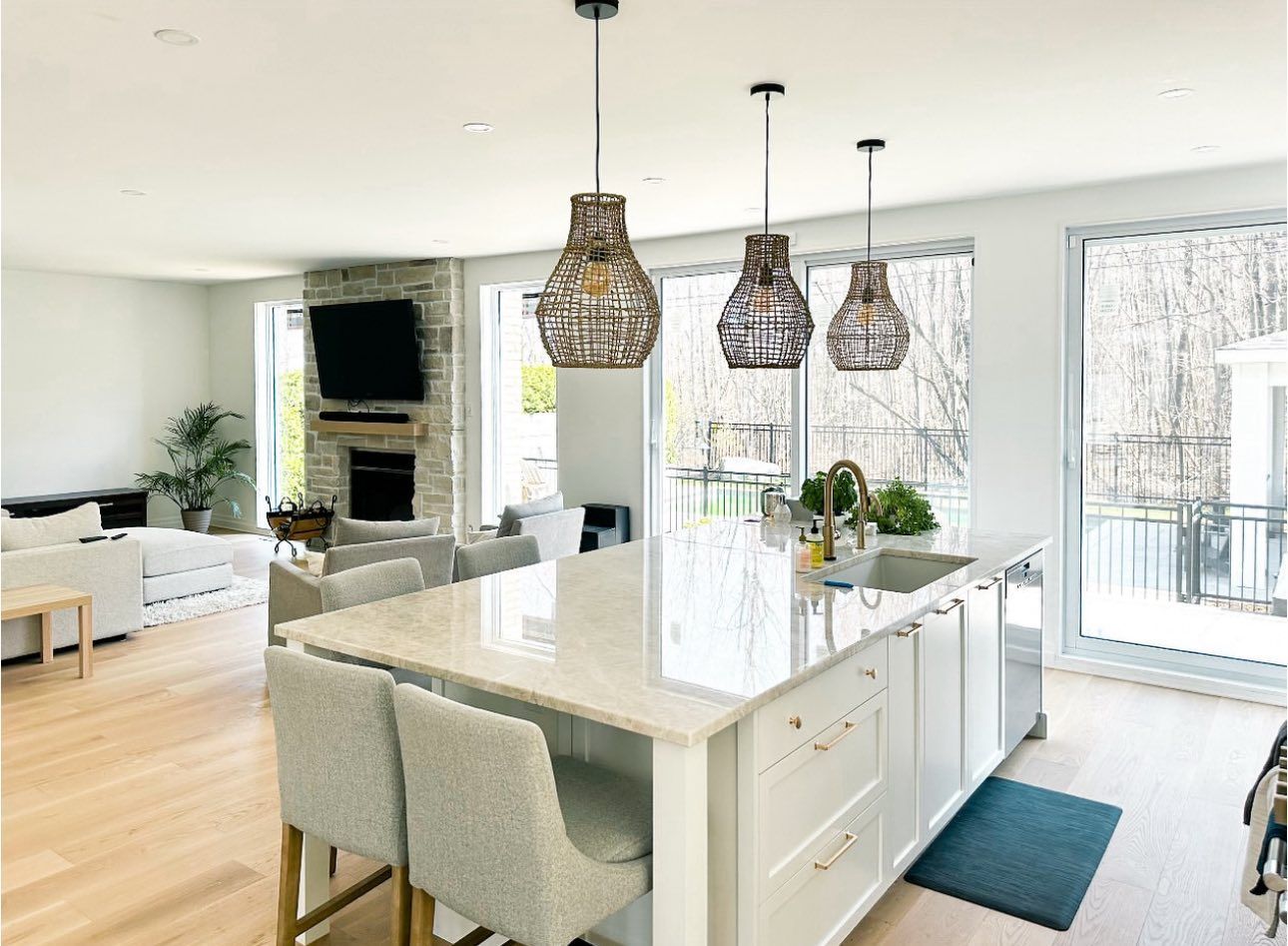 There is a large island in the middle of the kitchen.
