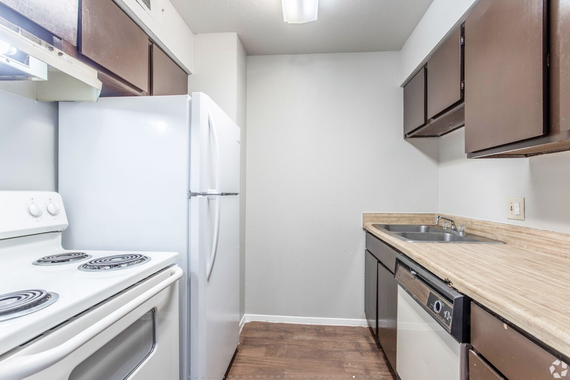 Chateau Nederland Apartments For Rent Nederland, TX