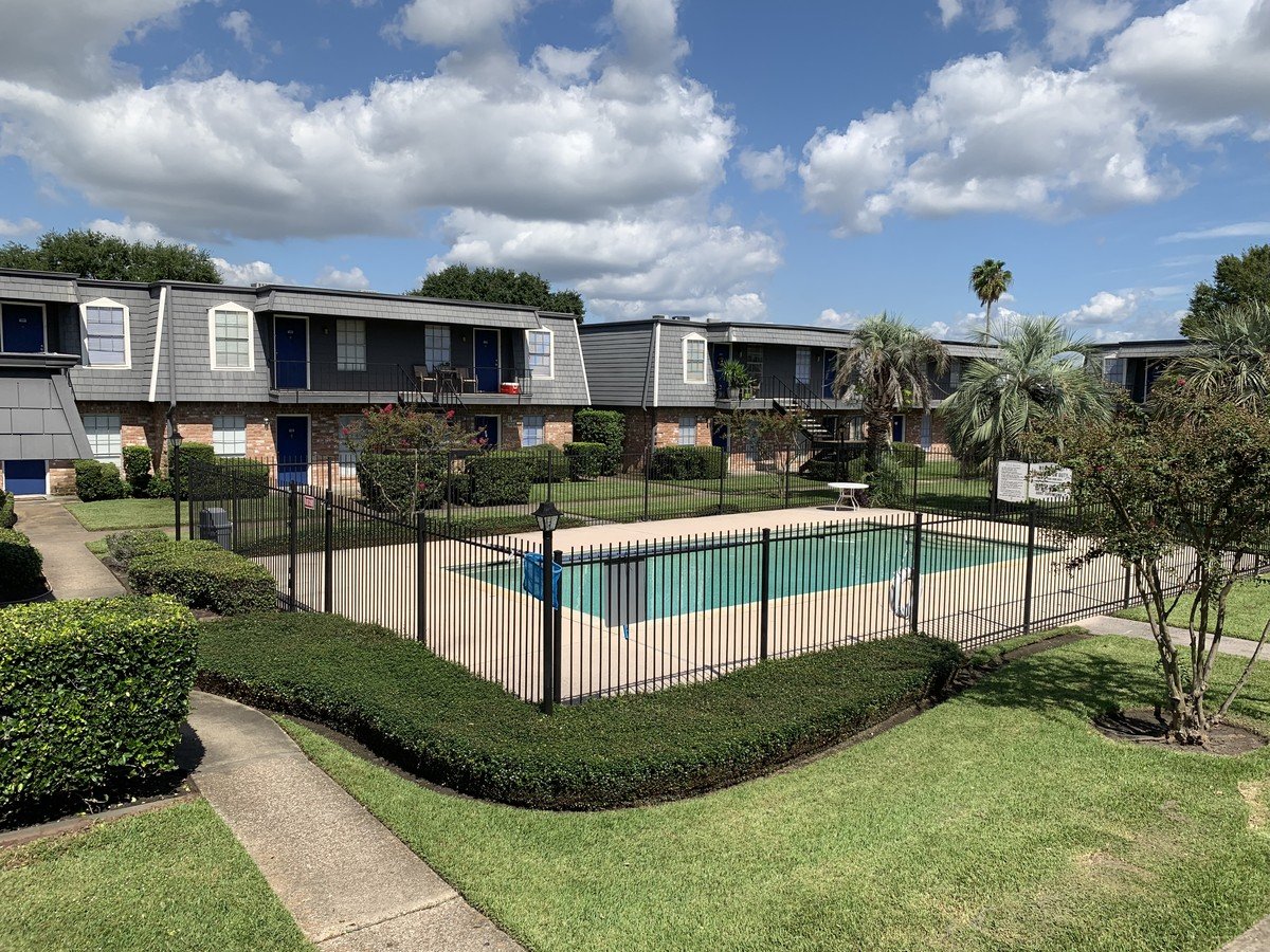 Chateau Nederland Apartments For Rent Nederland, TX