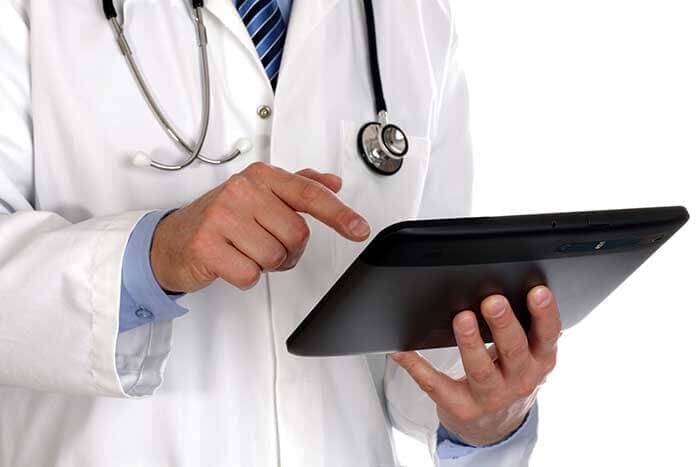 Dr. José E. Uribe Pozos - LUPUS
