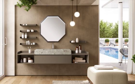 Vista di un bagno moderno a  San Pietro Vernotico