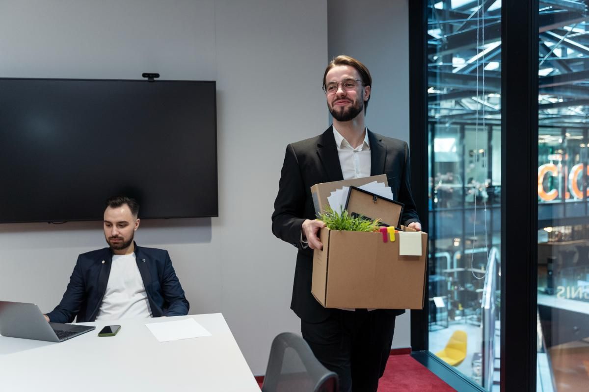 How to Choose the Best Commercial Office Movers