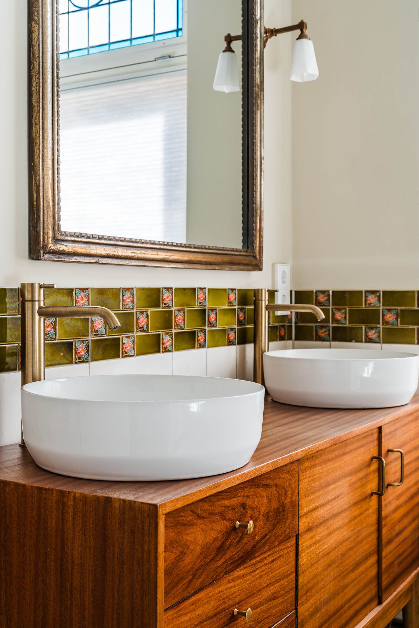 art nouveau badkamer