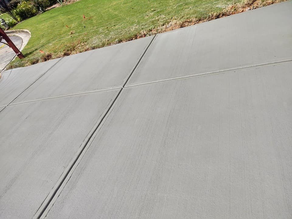 Tom Hill concrete driveway project photo