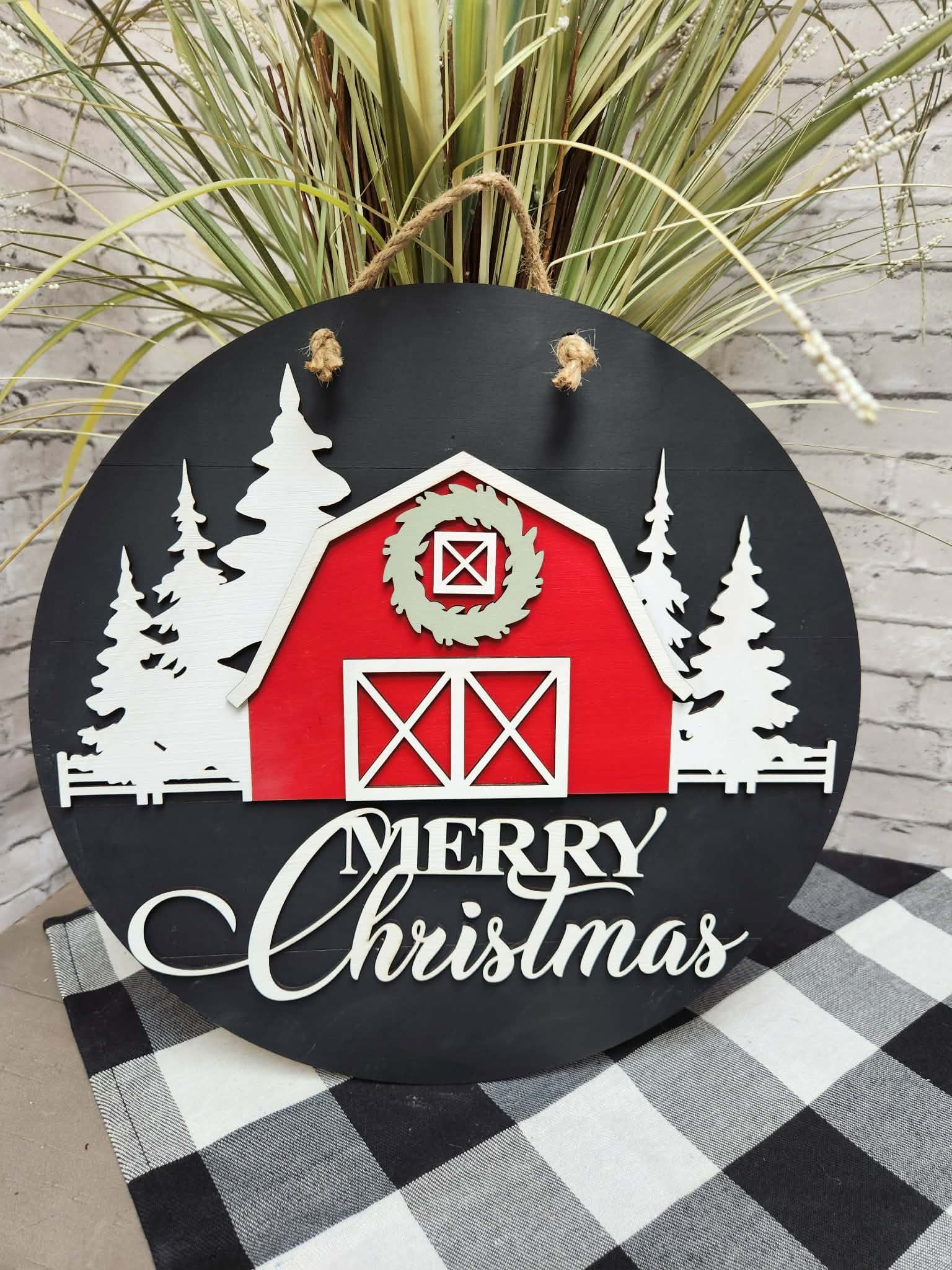 Round Merry Christmas door hanger, Round Merry Christmas with Barn door sign, Merry Christmas farm scene