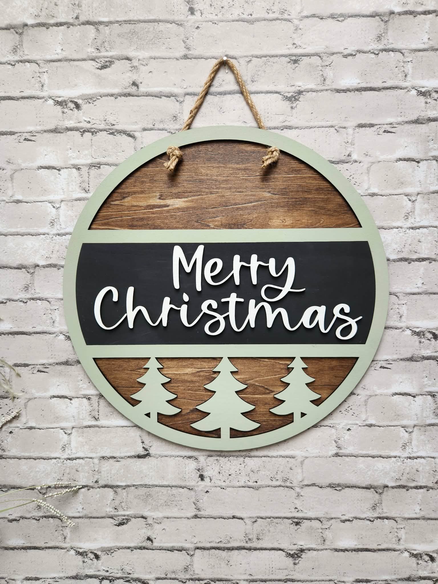 Round Merry Christmas door hanger, Merry Christmas door sign, Merry Christmas with pine trees  door sign