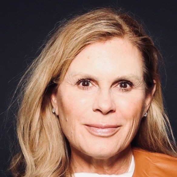 Headshot of Katherine Noe Anderson founder of  Perpetual Homes ADU