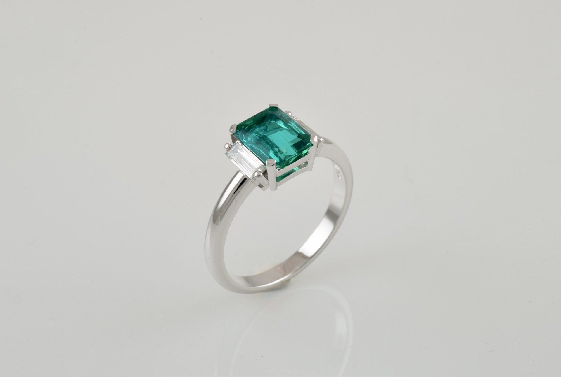 Emerald-Diamanten Ring