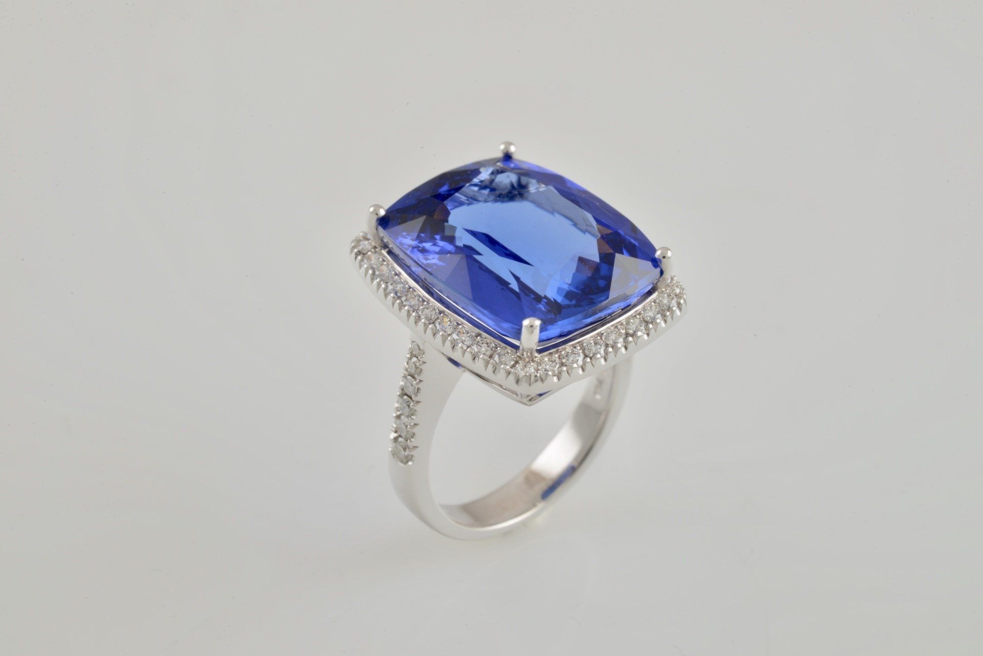 Weißgold Ring