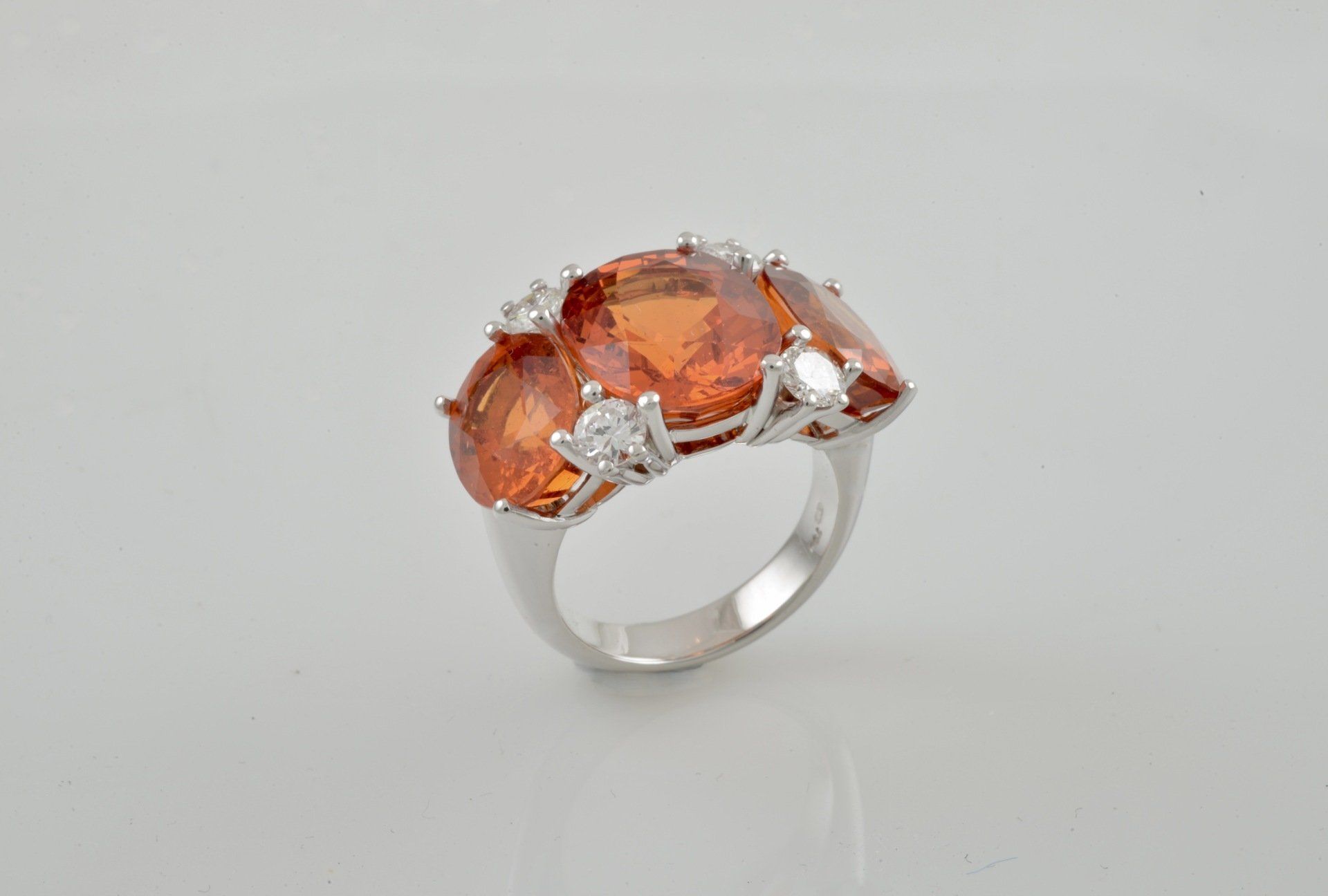 Mandaringranate-Brillanten Ring