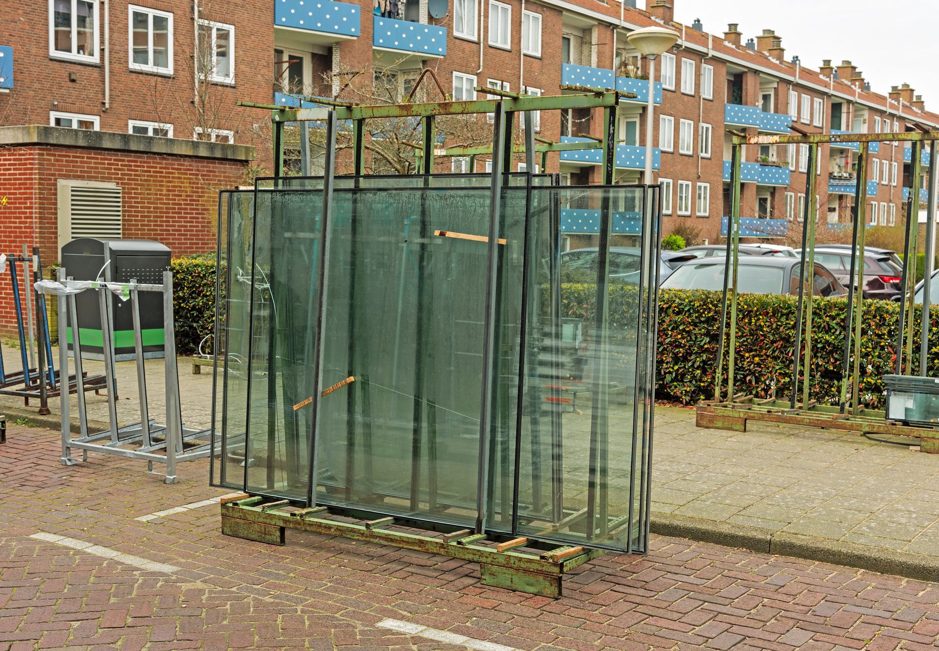 Large glass panes on a rack
