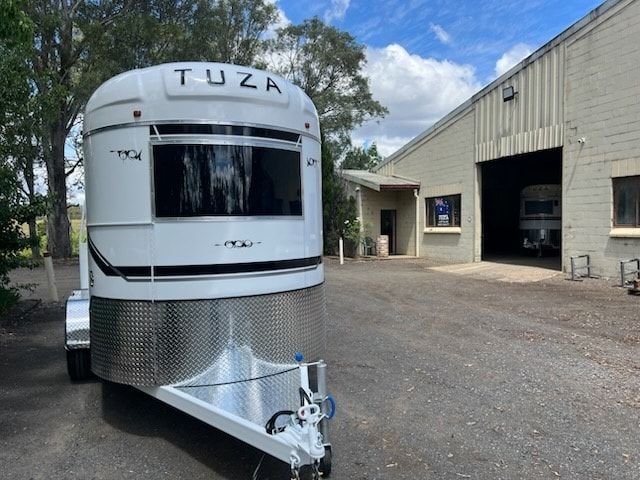 White Horse Float — Sparky's 4x4 In Taminda, NSW