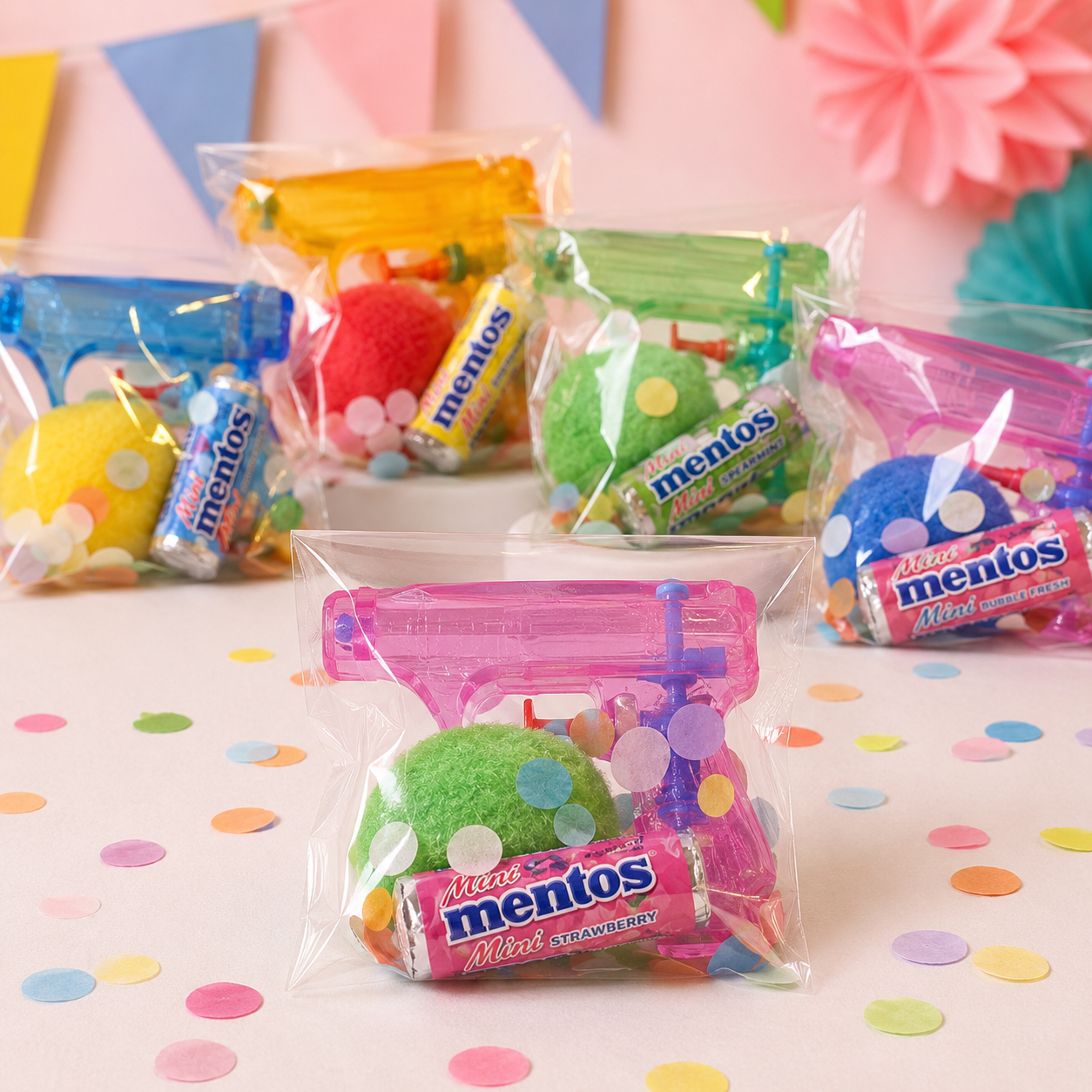 Waterpret Traktatie met waterpistool en waterbal – set van 5