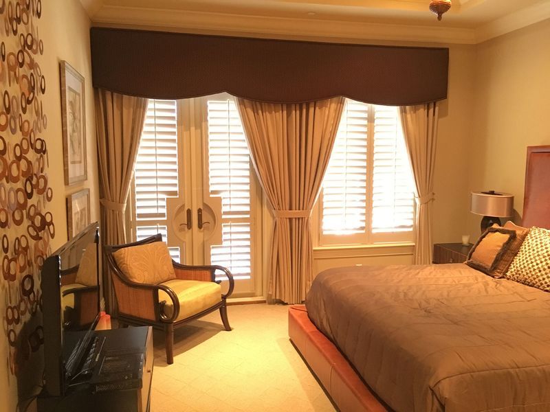 Bedroom with Large Bed — Coral Springs, FL — Solun Window Fashions & Automation